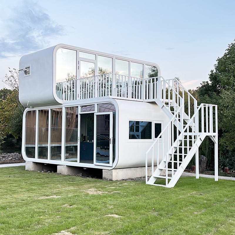 Apple Cabin